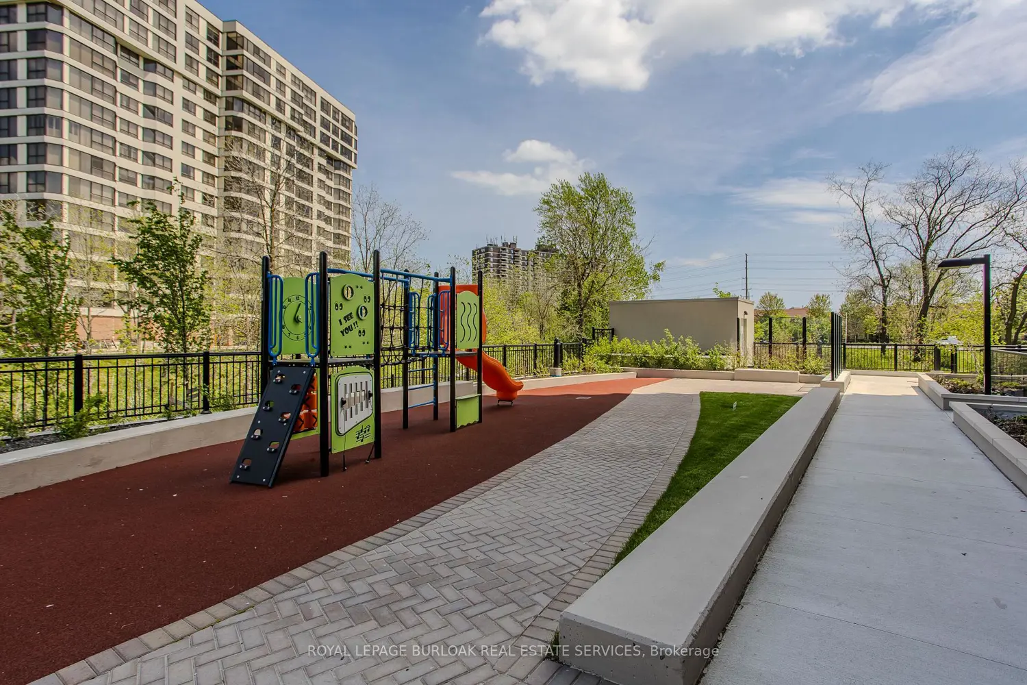 Additional image 17 of 1055 Southdown Road 312