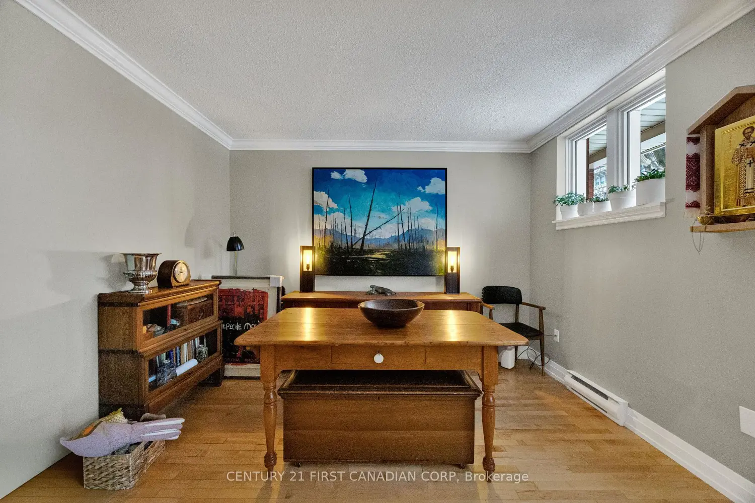 Additional image 13 of 275 Queens Avenue 202