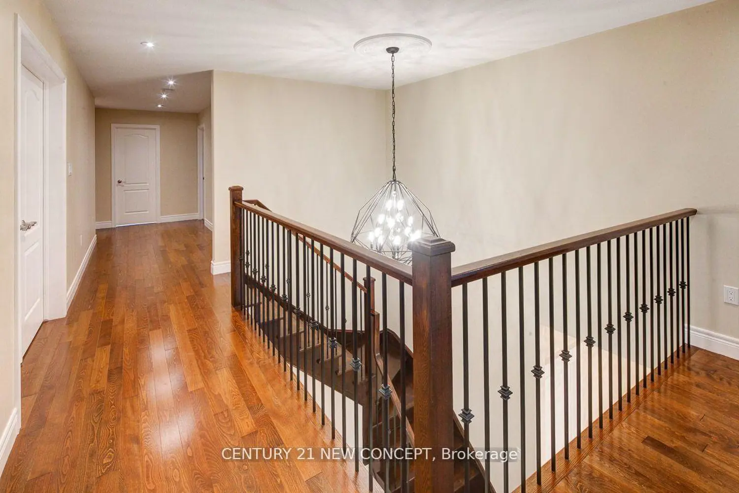 Additional image 7 of 678 Garth Street