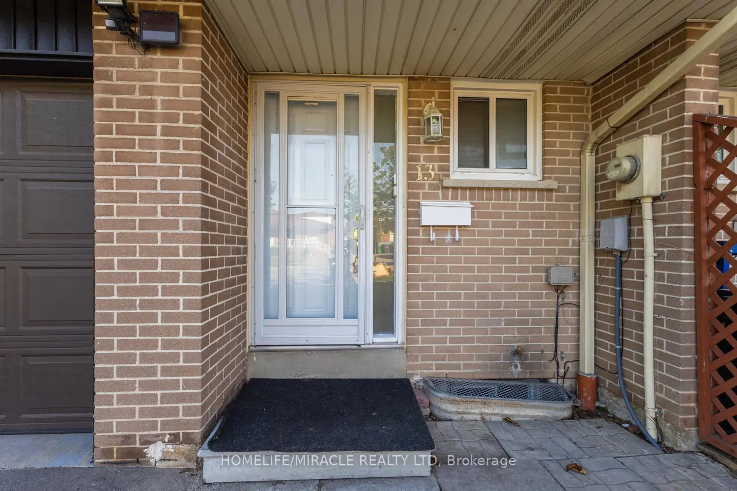 Additional image 3 of 7450 Darcel Avenue 13