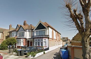 Lakeside Road, London N13, Room to rent