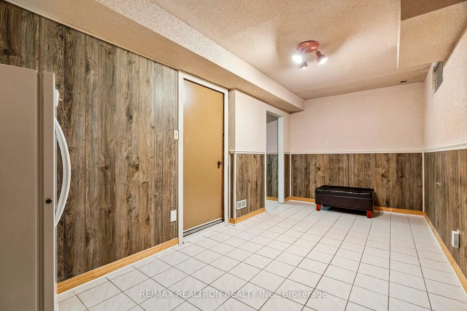 Additional image 13 of 102 Swinton Crescent