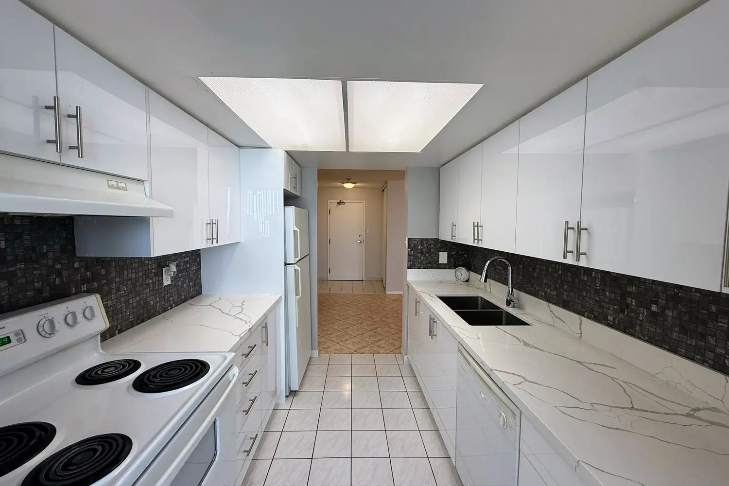 3 Rowntree Road 407 photo 2