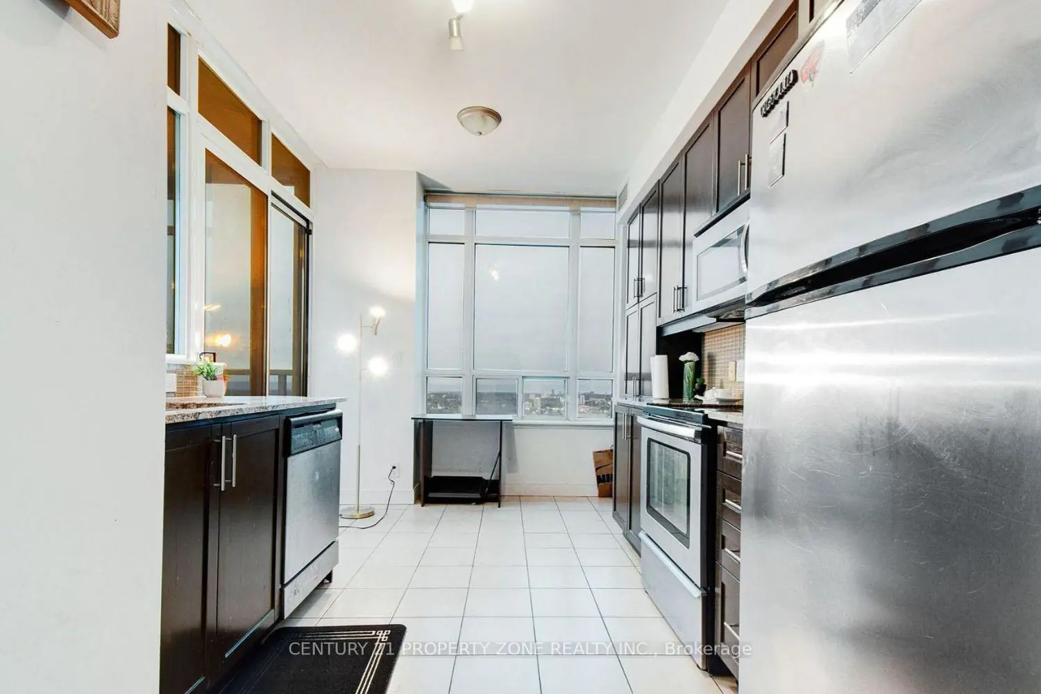 Additional image 11 of 80 Absolute Avenue 3303