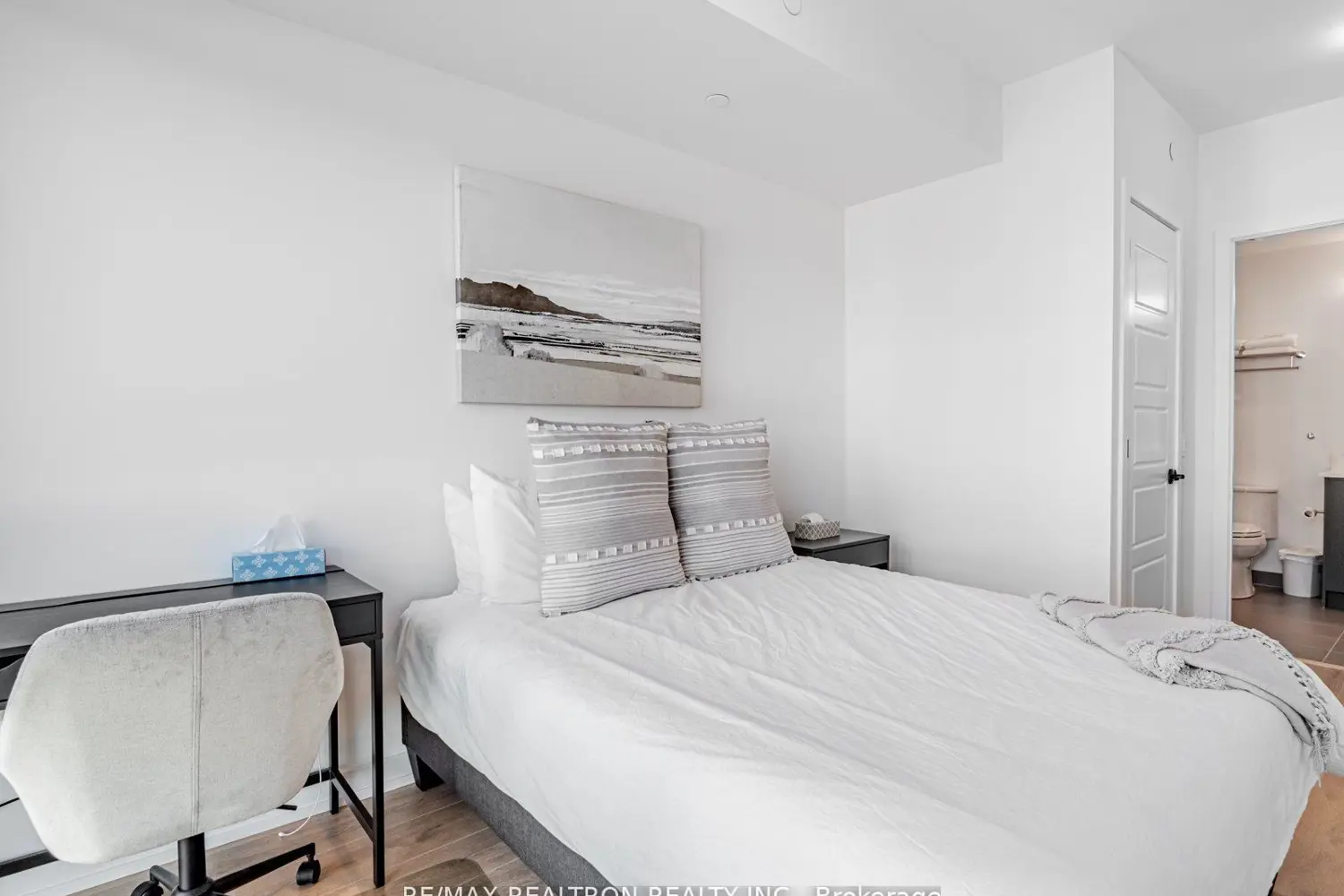 Additional image 13 of 415 Sea Ray Avenue 354