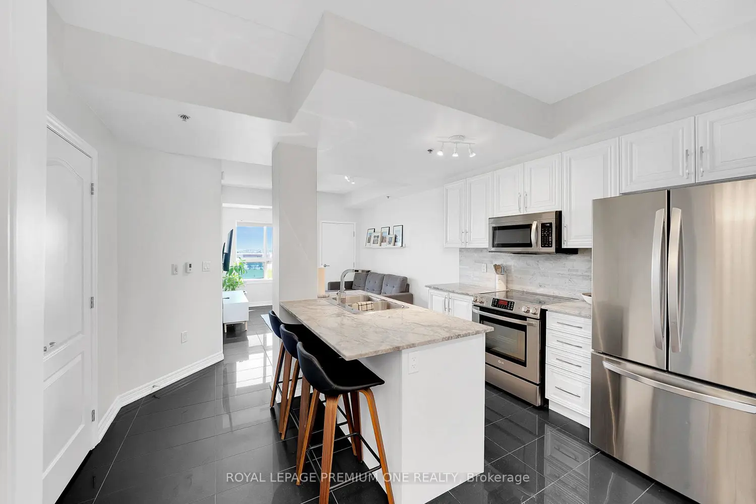 1419 Costigan Road 508 photo 3