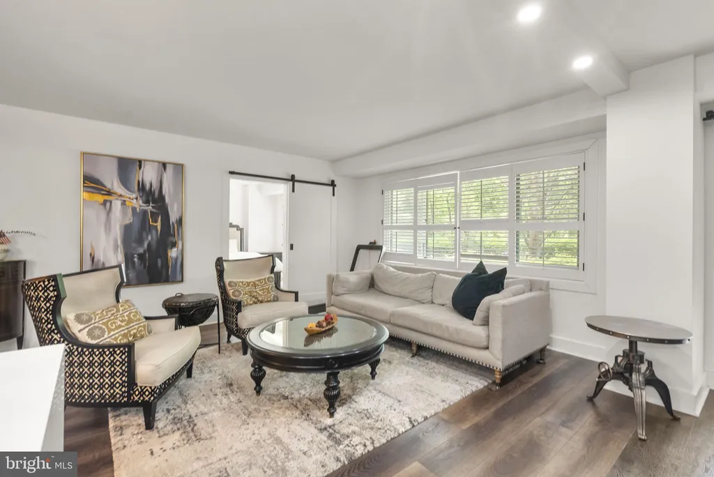 Additional image 8 of 4201 Cathedral Avenue NW Unit T10E, Washington, DC 20016