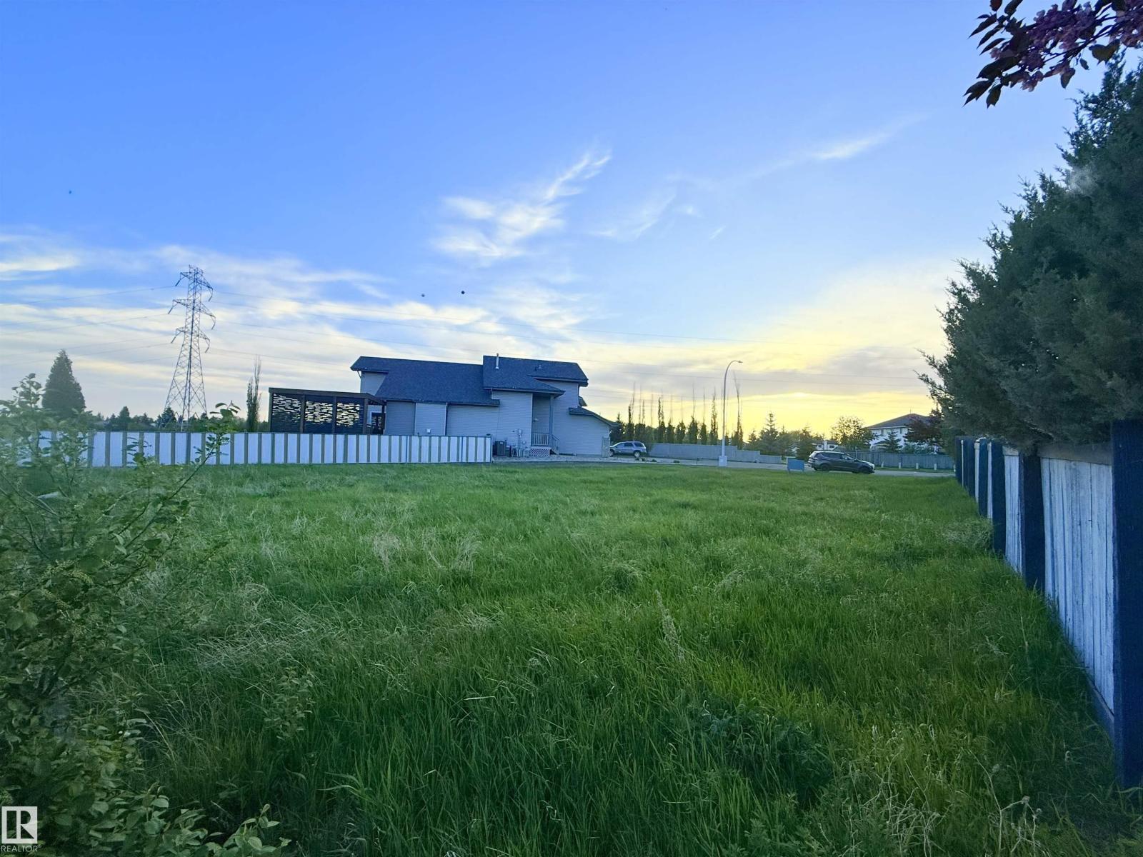 Additional image 6 of 14411 16 Street NW, Edmonton, AB, T5Y2Y1