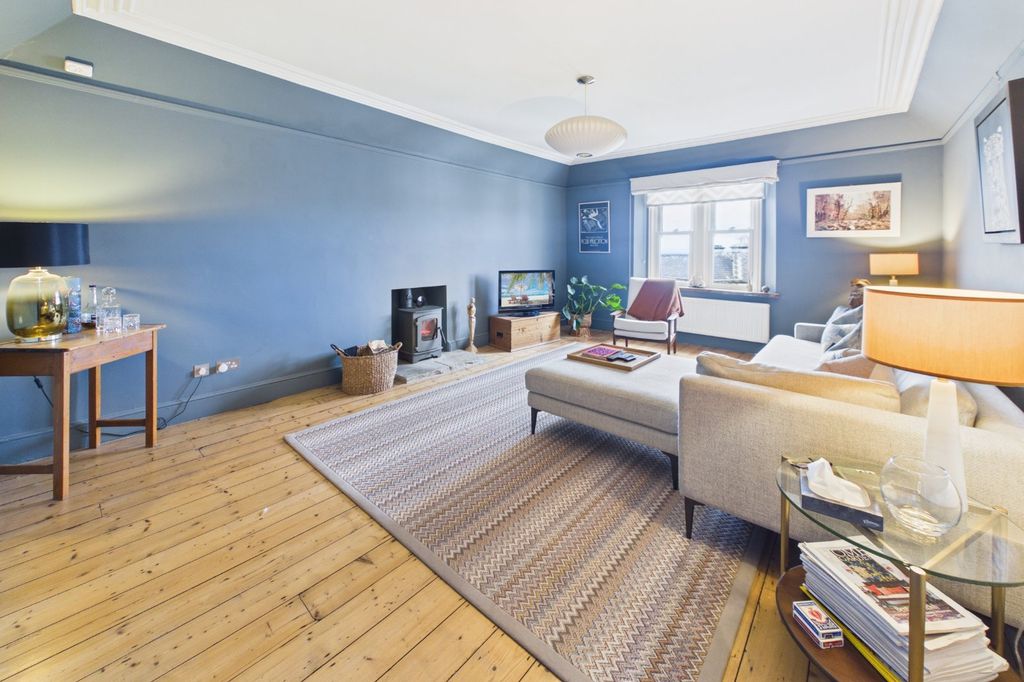 Additional image 2 of 2 bed flat for saleAlbert Road, Clevedon, North Somerset BS21