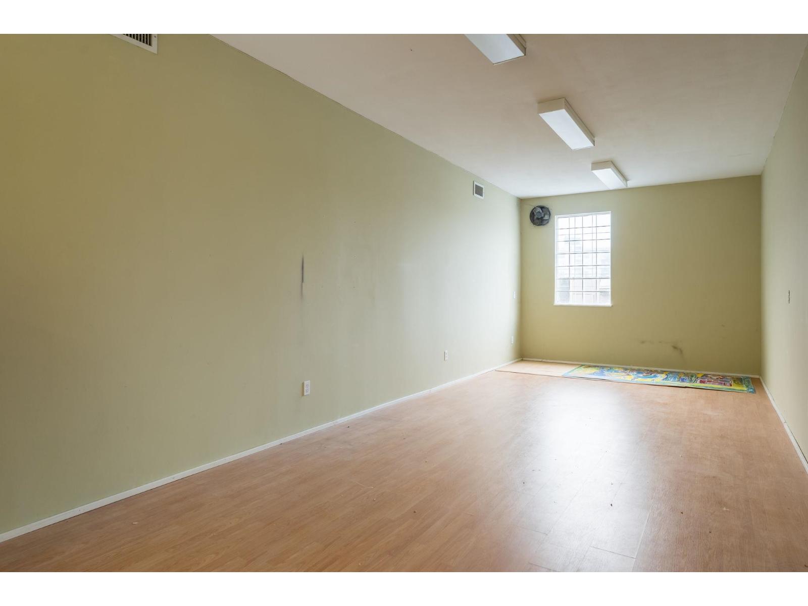Additional image 3 of 206-20466 Fraser Highway, Langley, BC, V3A4G2