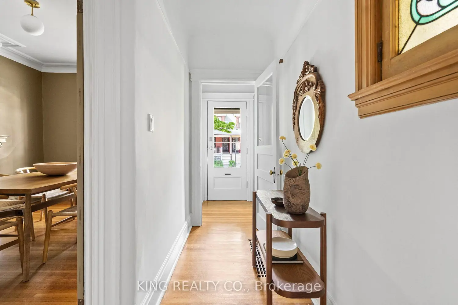 83 Olive Avenue photo 2