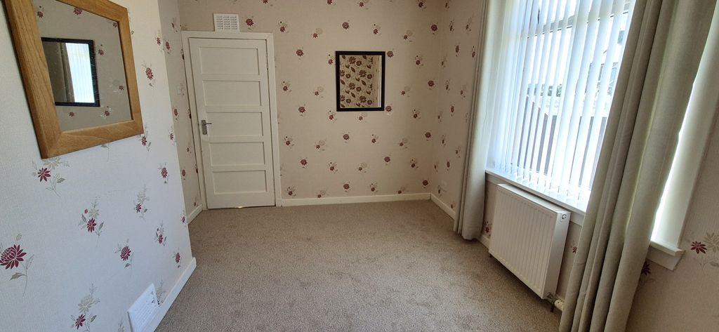 Additional image 4 of 2 bed flat for saleLawfield Avenue, West Kilbride KA23