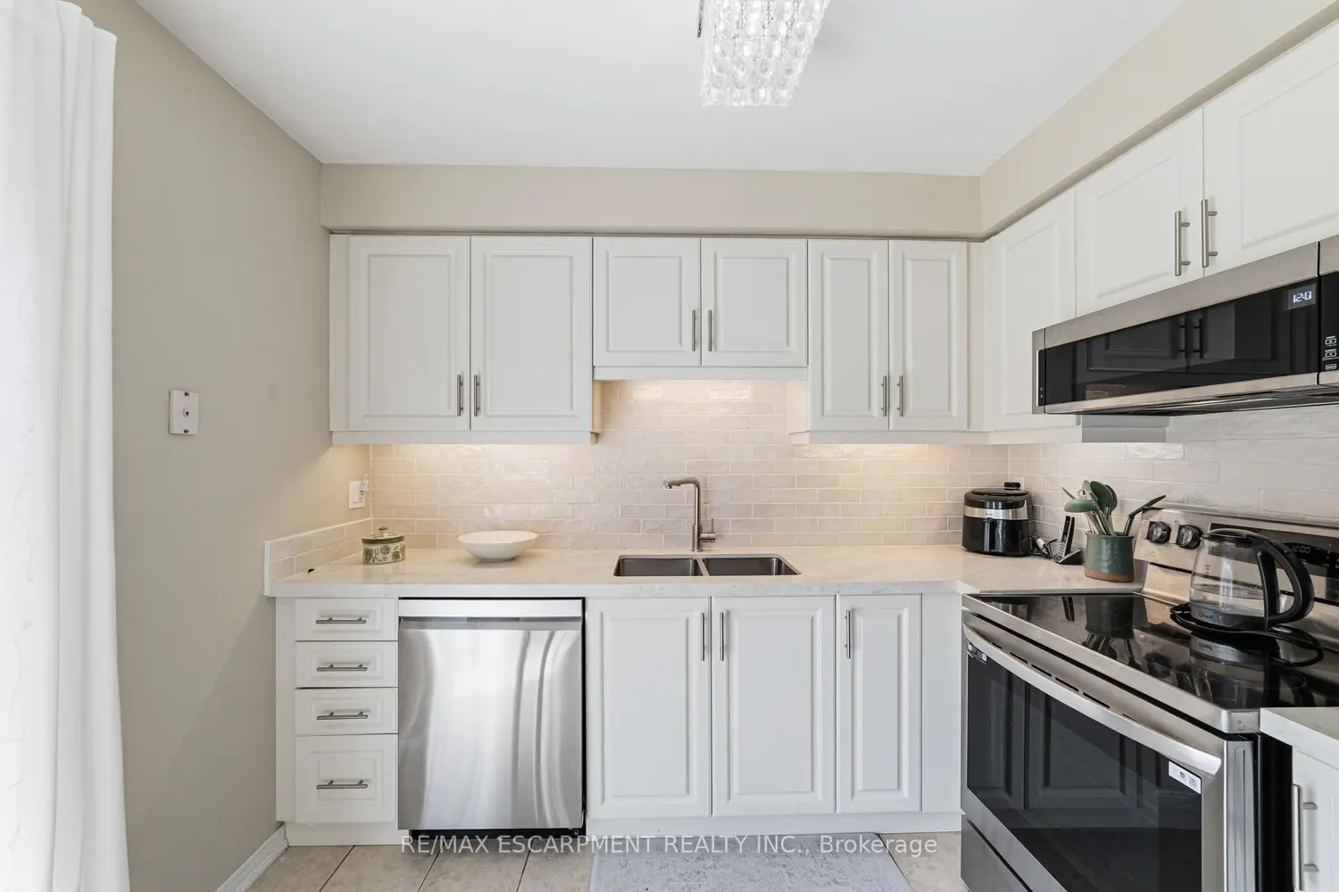 Additional image 11 of 24 Kenyon Crescent 6
