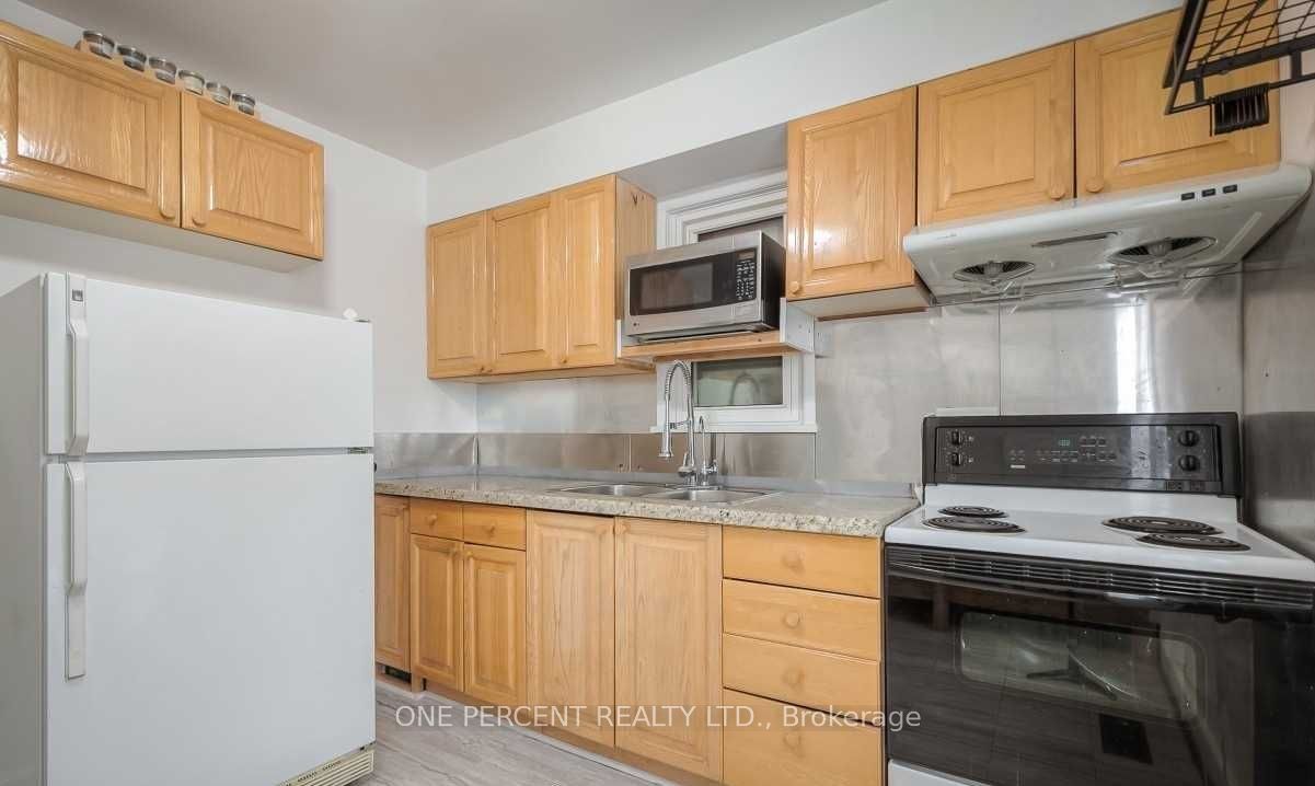 Additional image 4 of 35 Lamont Avenue, Toronto, ON, M1S 1A8