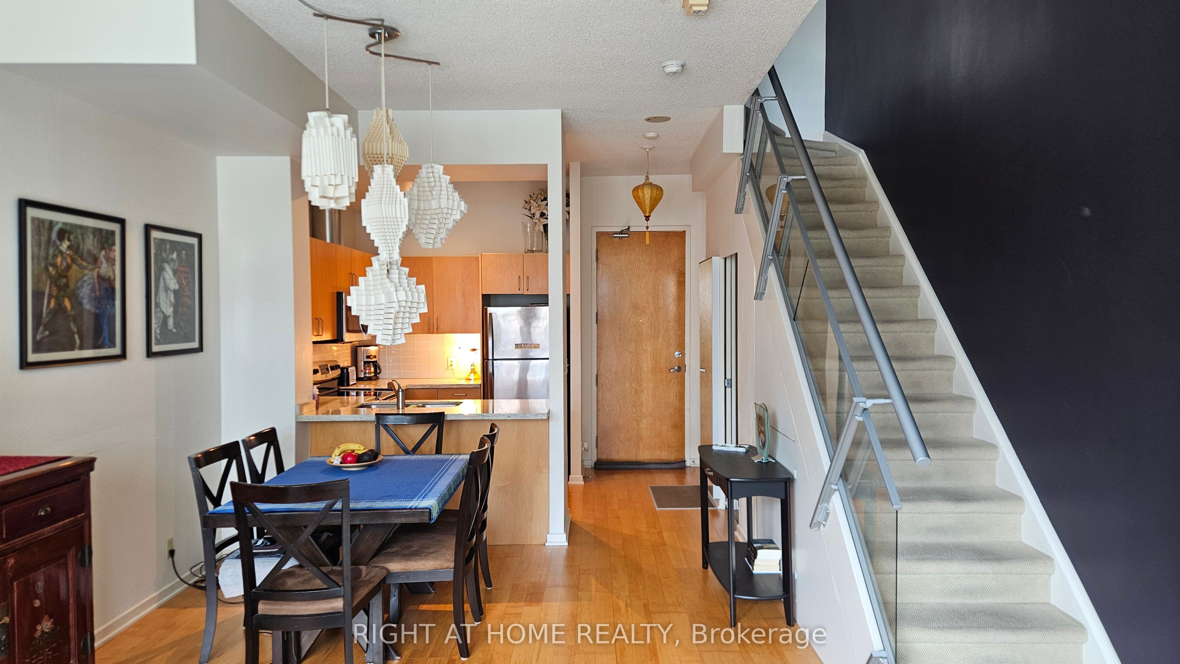 Additional image 6 of 910-388 Richmond Avenue W, Toronto, ON, M5V 3P1