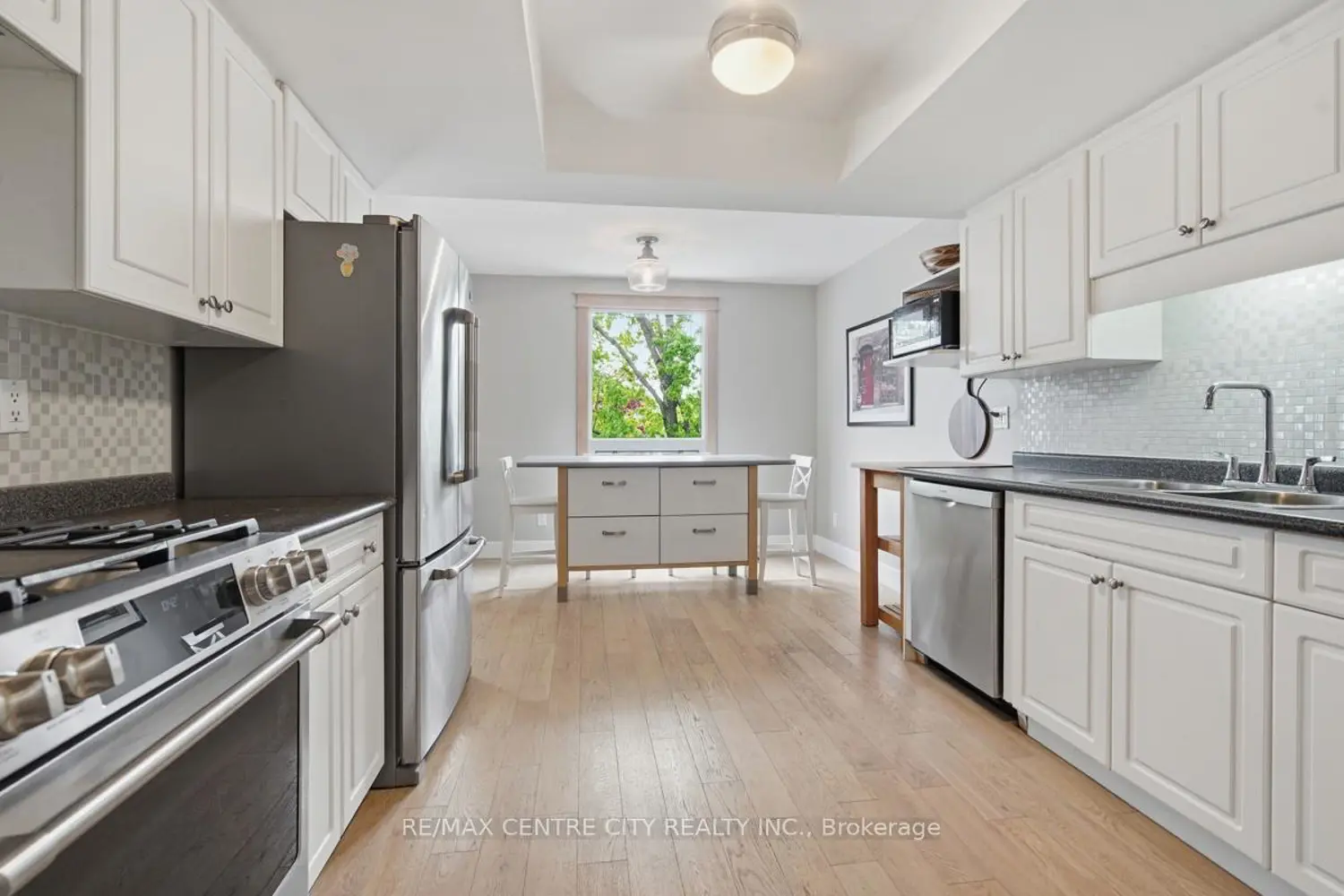 Additional image 5 of 461 Everglade Crescent
