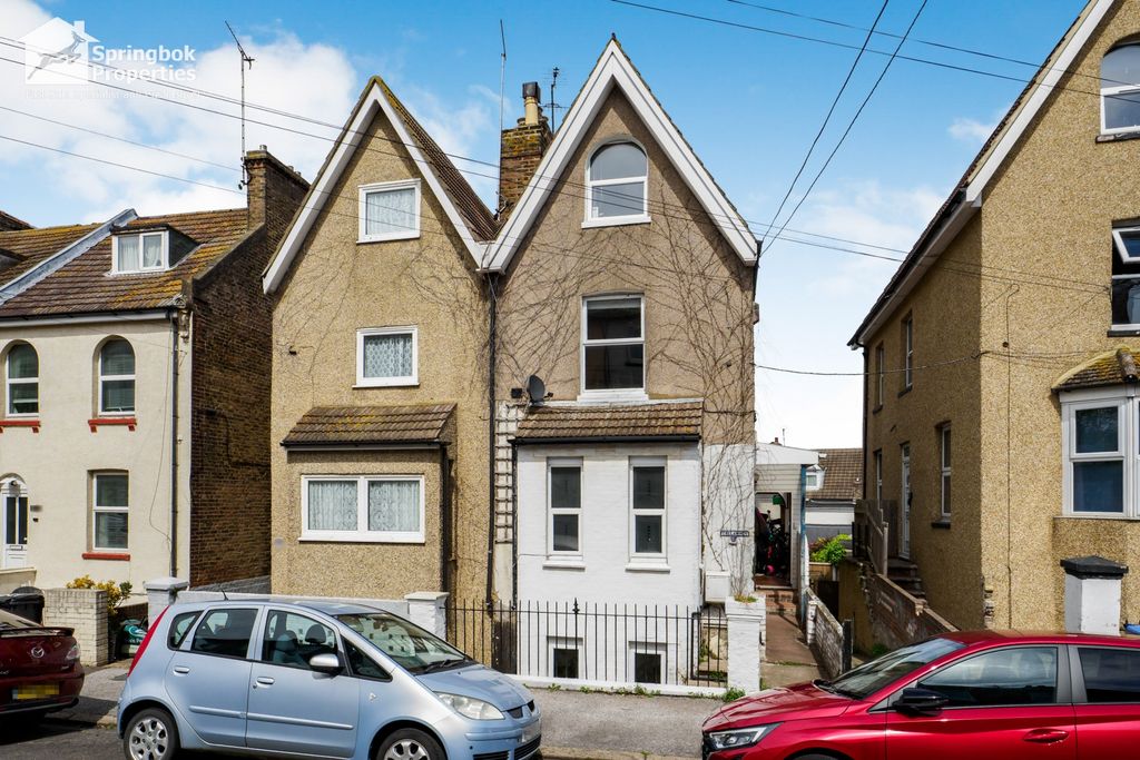 4 bed semi-detached house for saleCentral Road, Ramsgate, Kent CT11