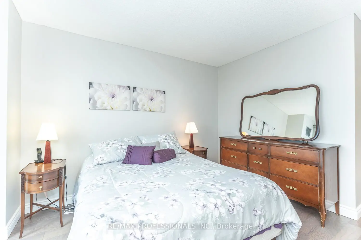 Additional image 17 of 2177 Burnhamthorpe Road 702