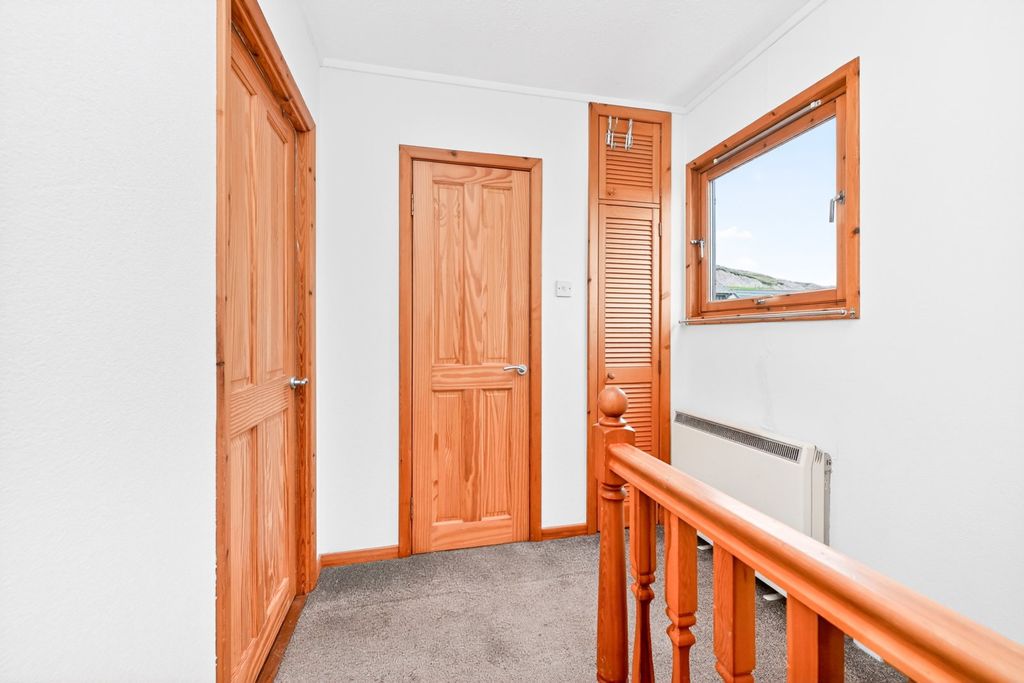 Additional image 27 of 3 bed semi-detached house for sale36 Bruce Crescent, Lerwick, Shetland ZE1