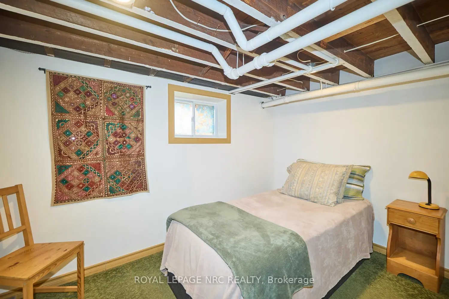 Additional image 17 of 92 Dufferin Street