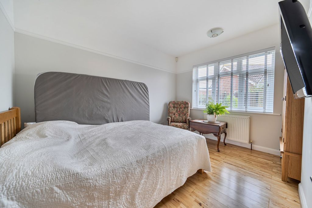 Additional image 12 of 4 bed detached bungalow for saleFarm Close, Elmer, Bognor Regis PO22