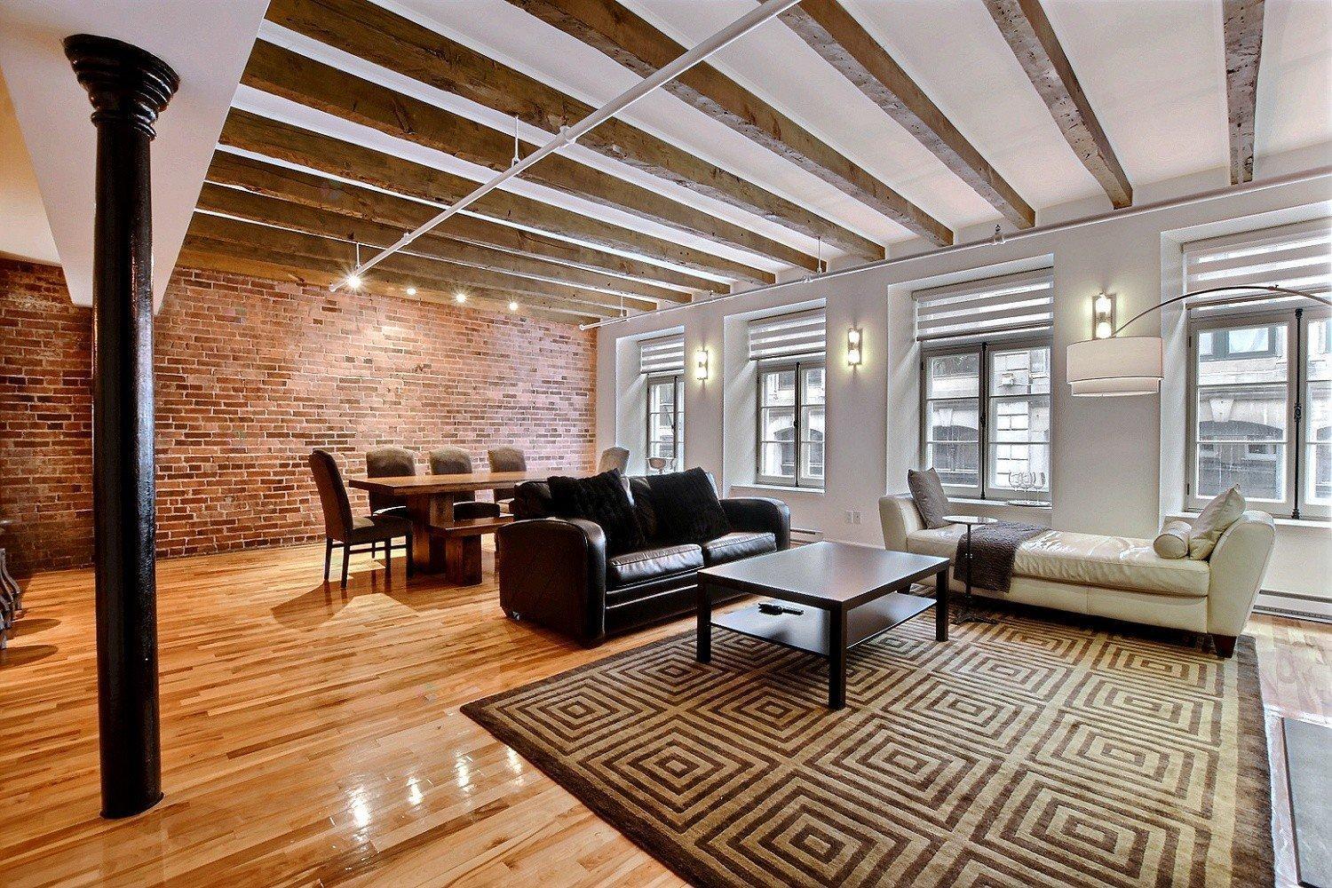 357 Place D'Youville