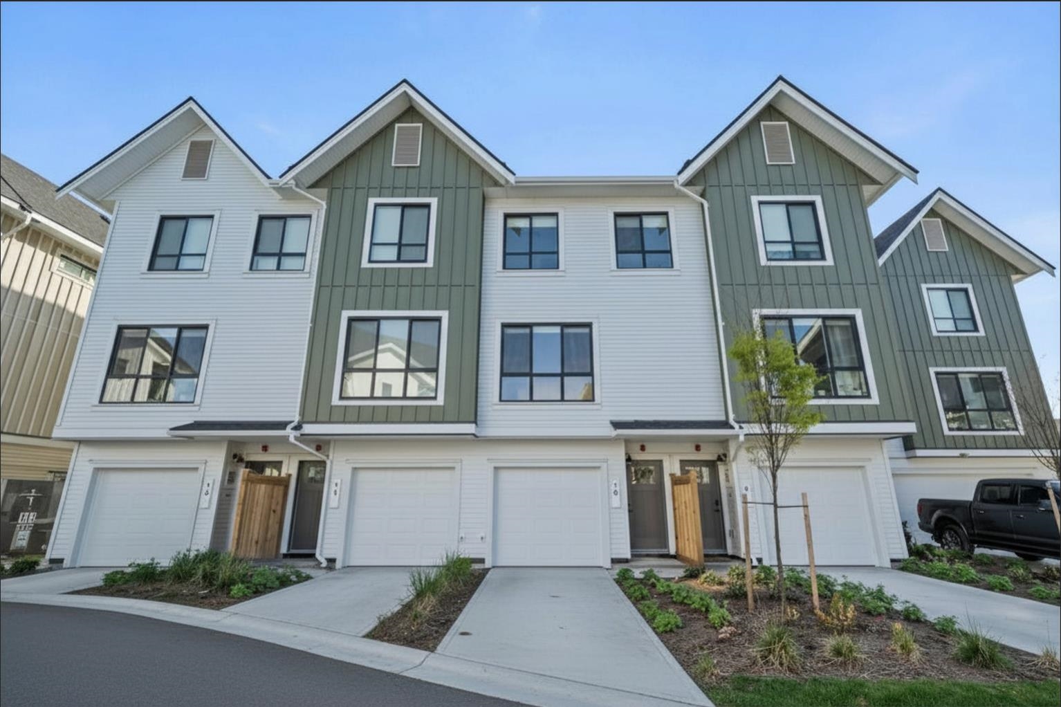 10-388 Duncan Street, New Westminster, BC, V3M 0P9