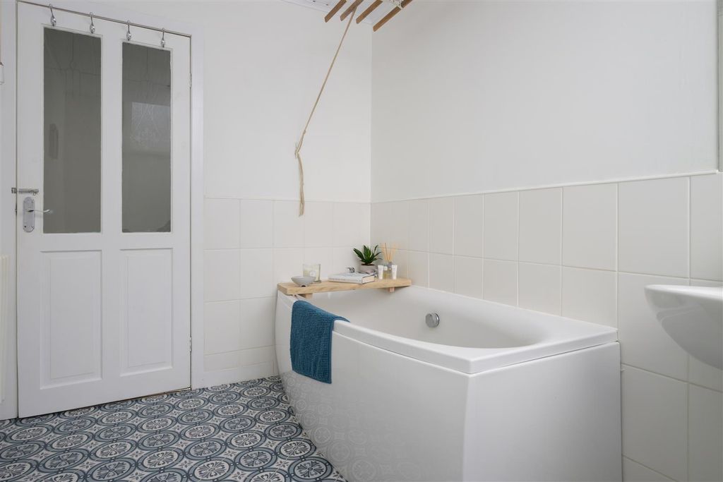 Additional image 11 of 2 bed flat for saleKings Place, Perth PH2