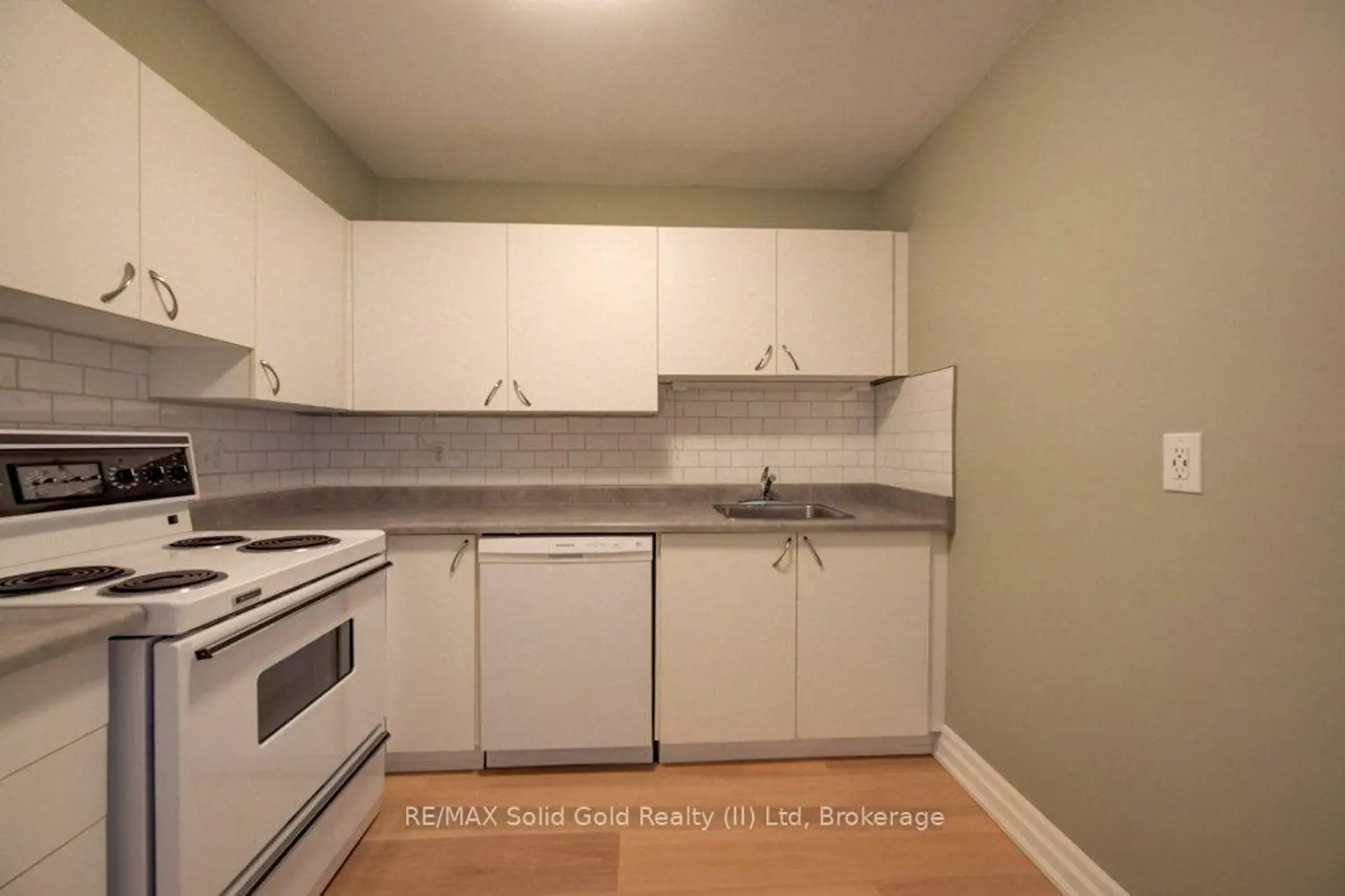 Additional image 5 of 15 Hofstetter Avenue 221