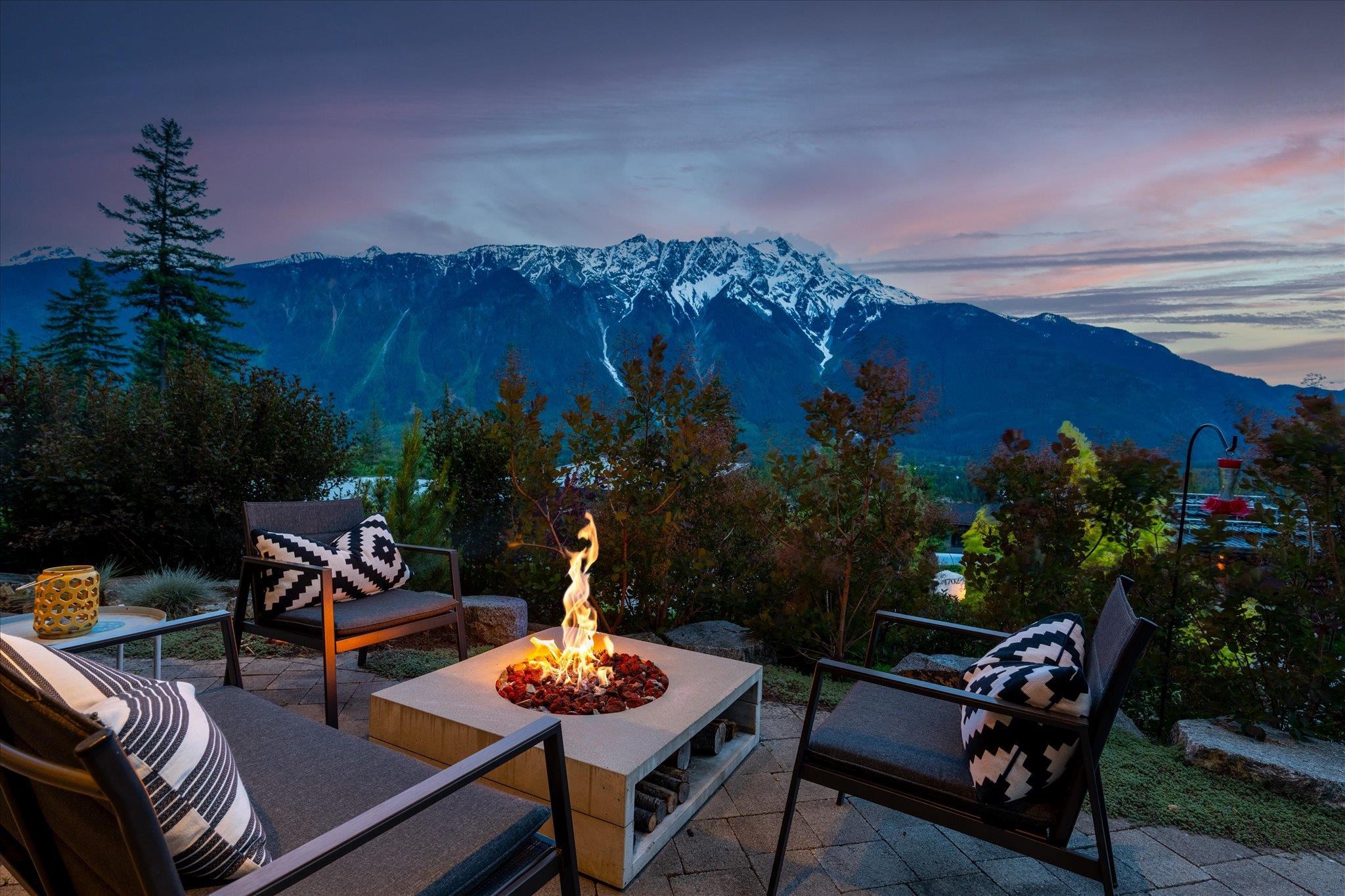 Additional image 3 of 1704 Sugarloaf Place, Pemberton, BC, V0N 2L3