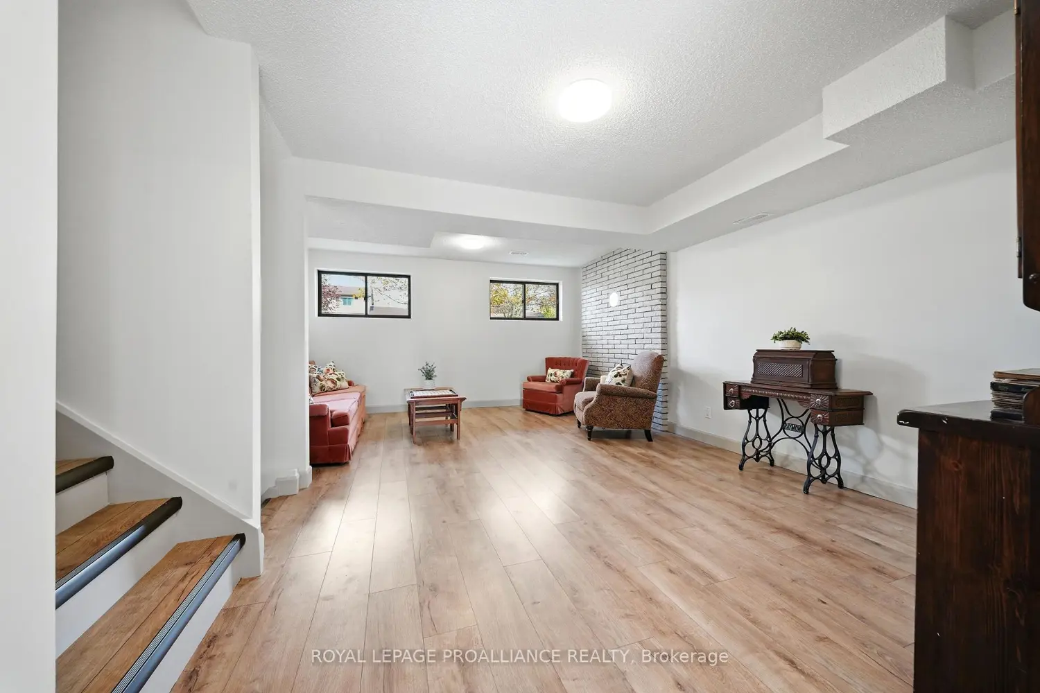 Additional image 12 of 18 Alnet Drive