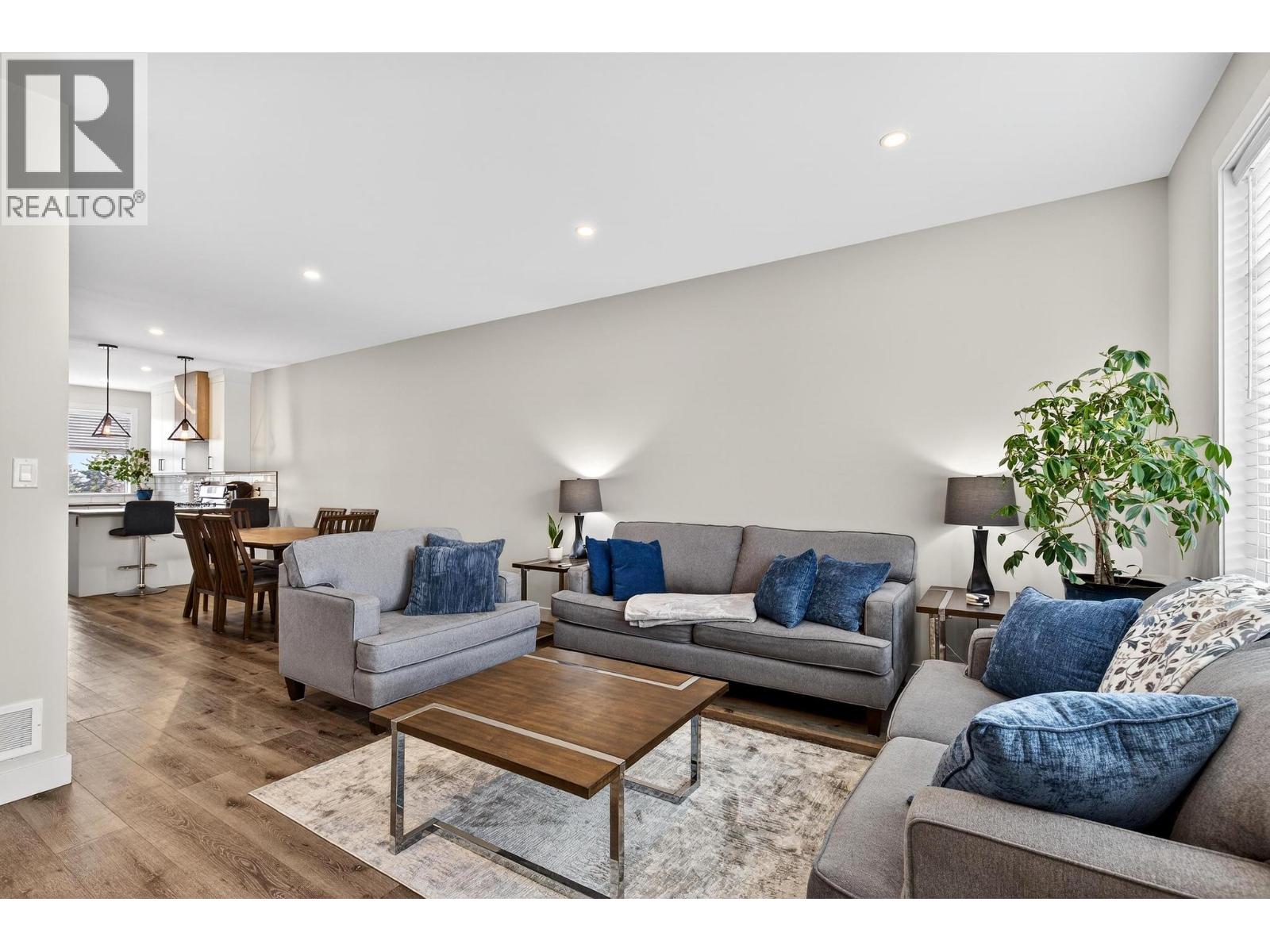3405 16 Avenue Unit# 3