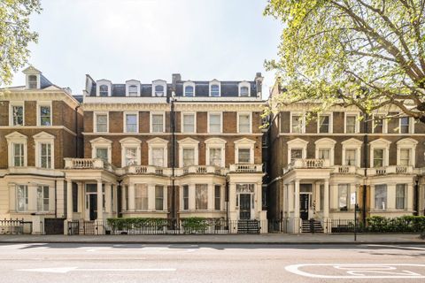 Holland Park Avenue, Holland Park W11