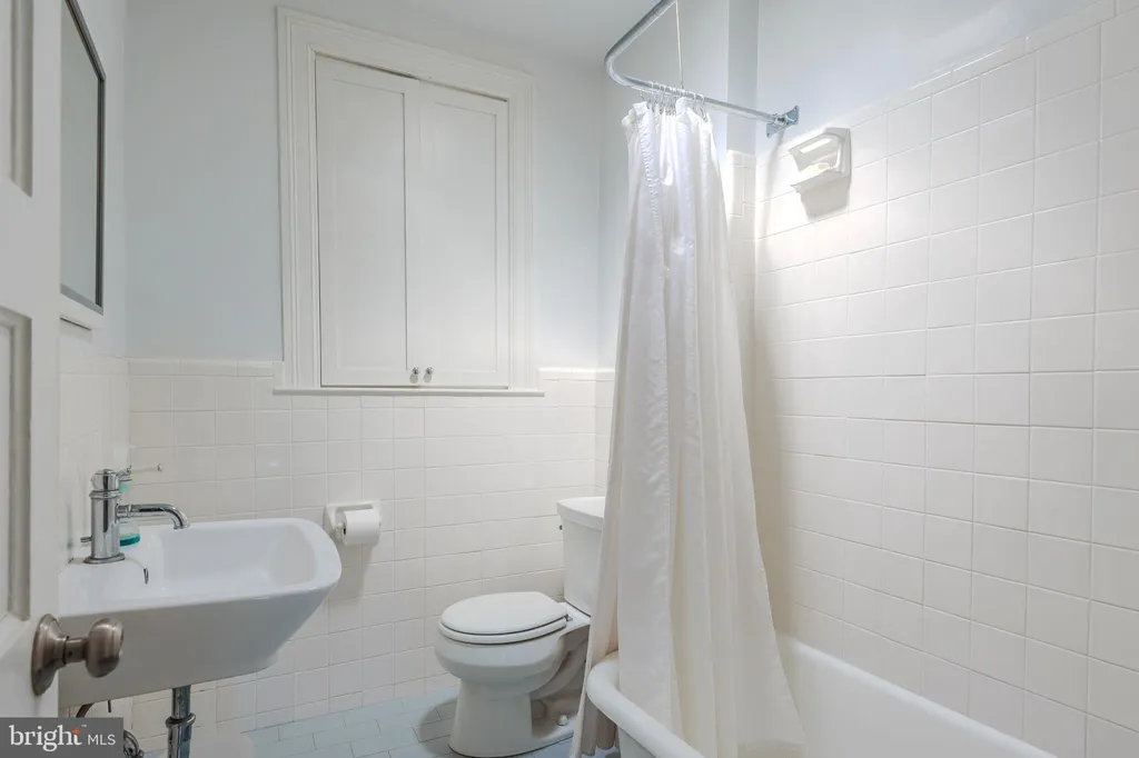 Additional image 16 of 4537 44th Street NW, Washington, DC 20016