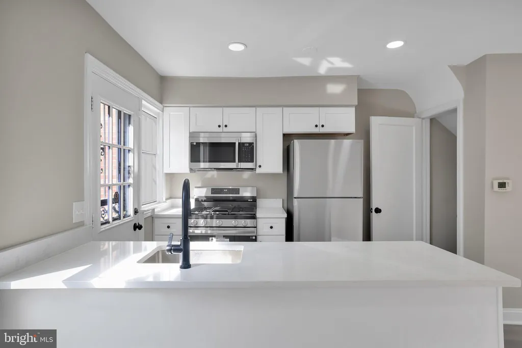 Additional image 8 of 2411 Savannah Street SE, Washington, DC 20020
