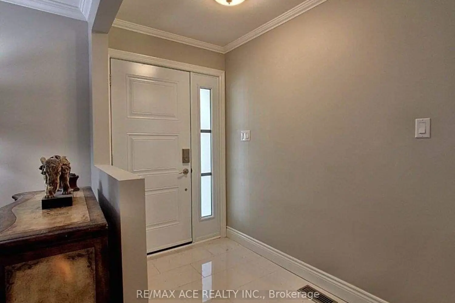 Additional image 3 of 5455 Hoxton Street
