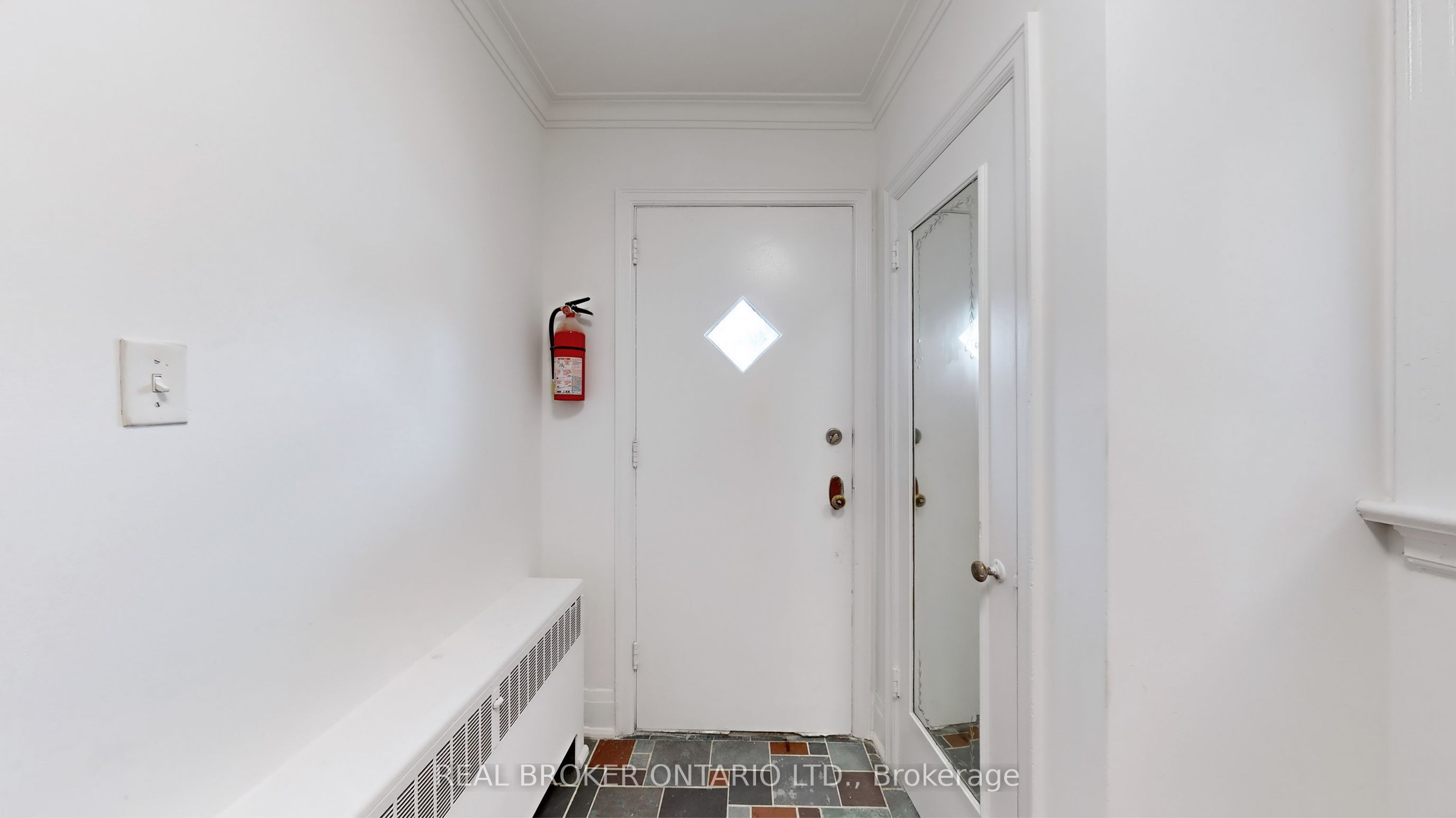 Additional image 4 of 451 Donlands Avenue, Toronto, ON, M4J 3S4