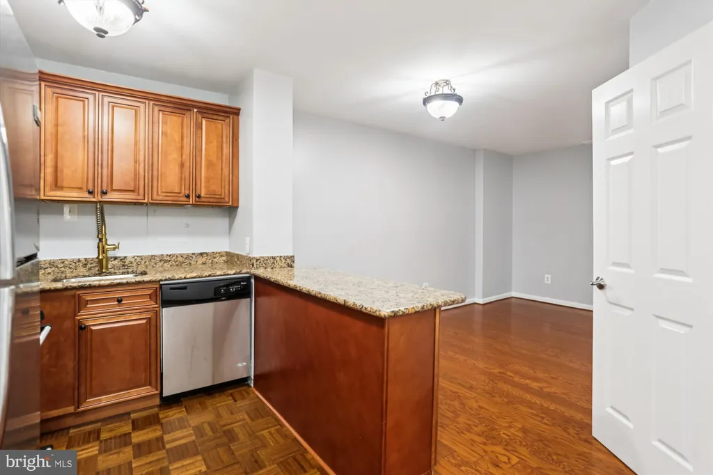 Additional image 9 of 950 25th Street NW Unit 407-N, Washington, DC 20037
