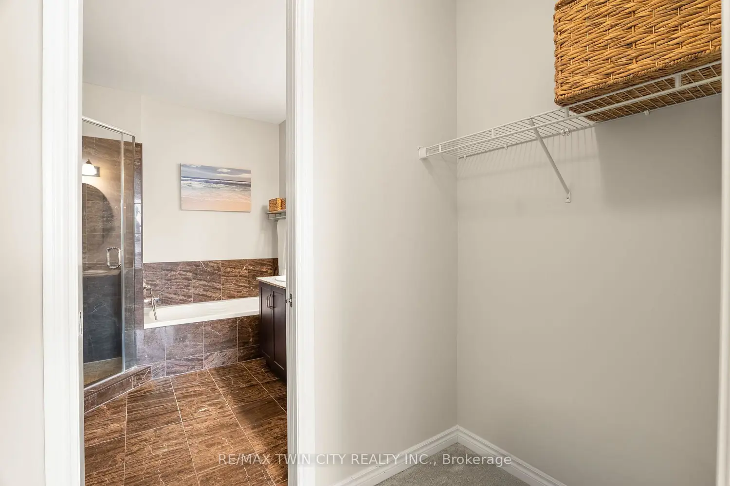 Additional image 11 of 223 Erb Street 405