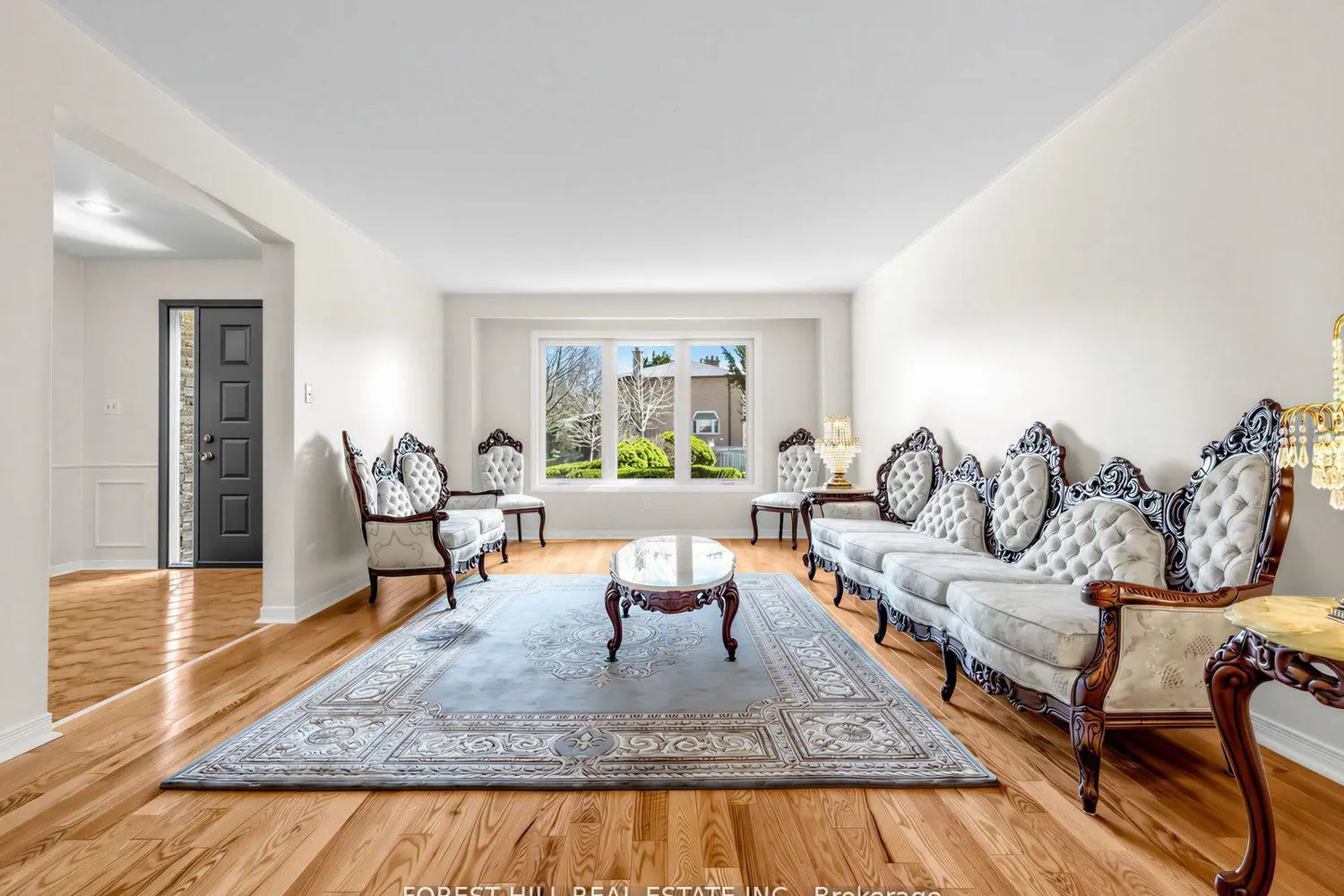 32 Saddletree Drive photo 2