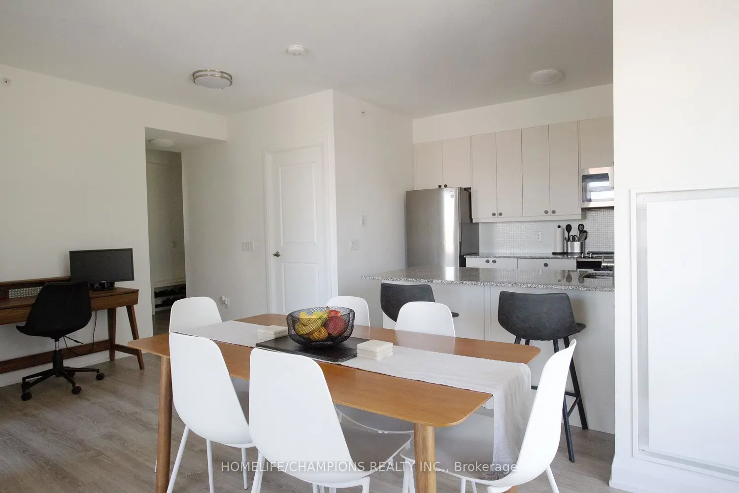 3655 Kingston Road 610 photo 5