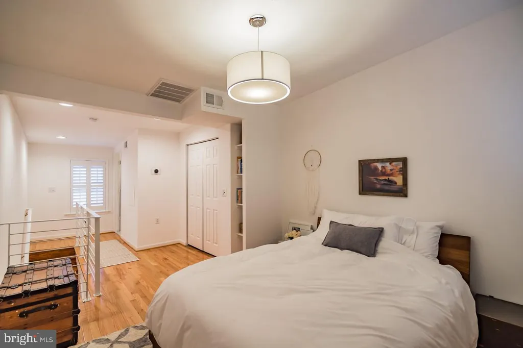 Additional image 4 of 619 11th Street NE, Washington, DC 20002