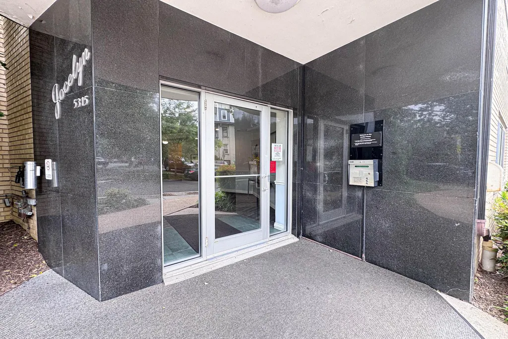 5315 Connecticut Avenue NW Unit 310, Washington, DC 20015