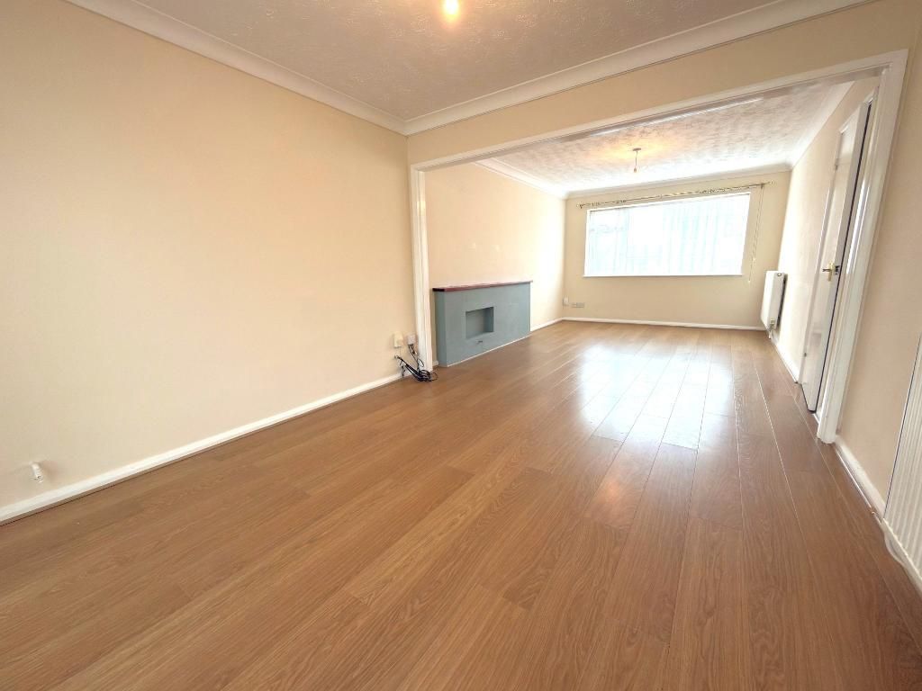 Additional image 5 of 4 bed detached house for saleBroughton Ave, Icknield Catchment, Luton, Bedfordshire LU3