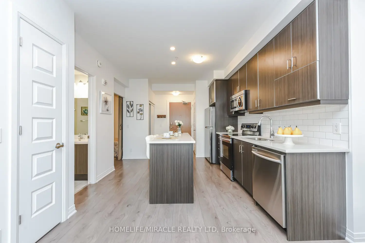Additional image 5 of 1105 Leger Way 421
