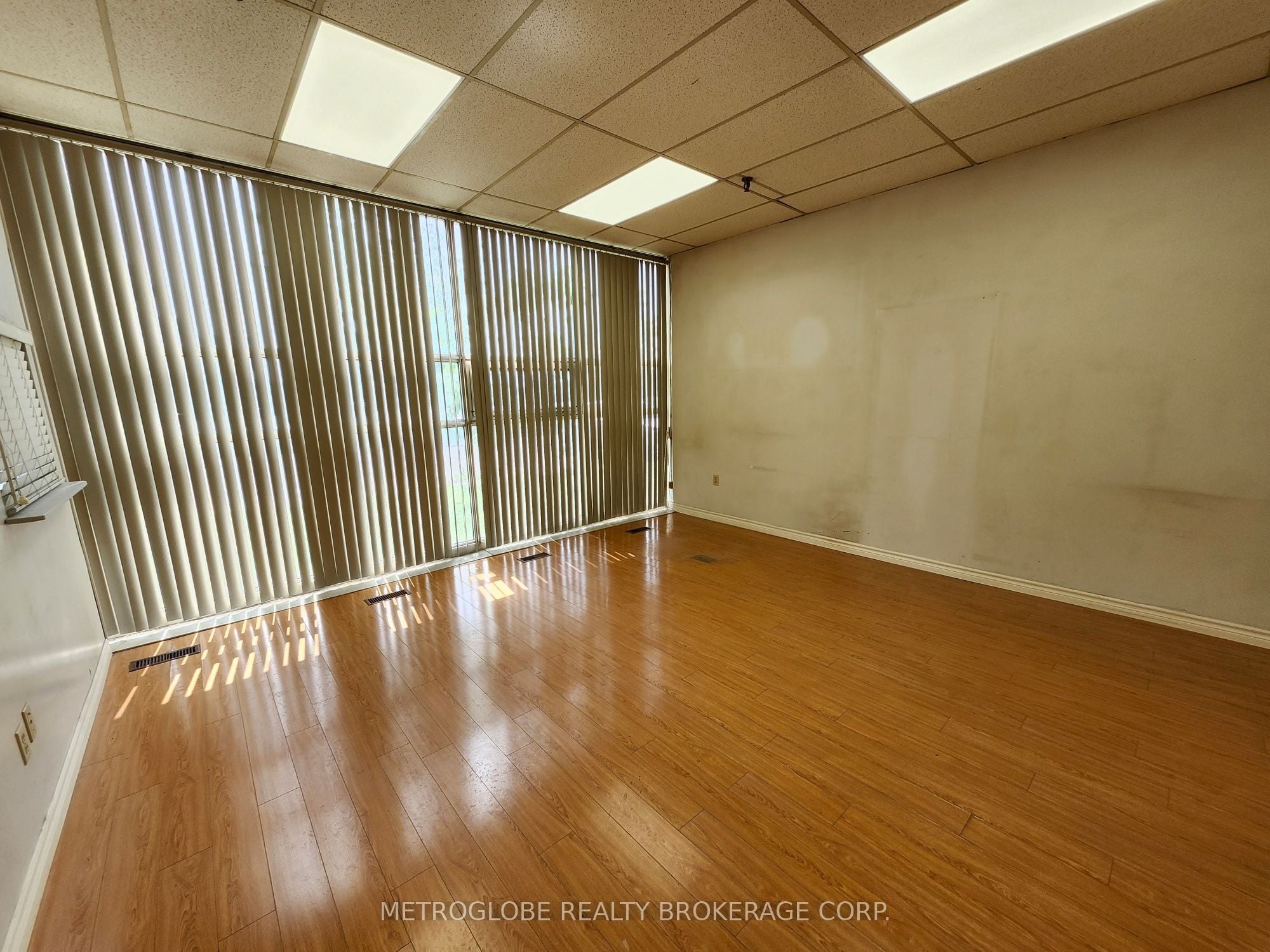 Additional image 2 of 20BR-2220 Midland Avenue, Toronto, ON, M1P 3E6