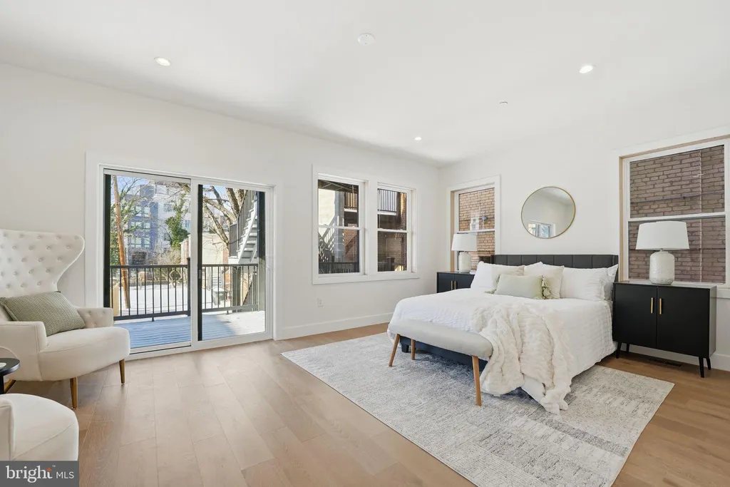Additional image 5 of 3916 8th Street NW Unit B, Washington, DC 20011