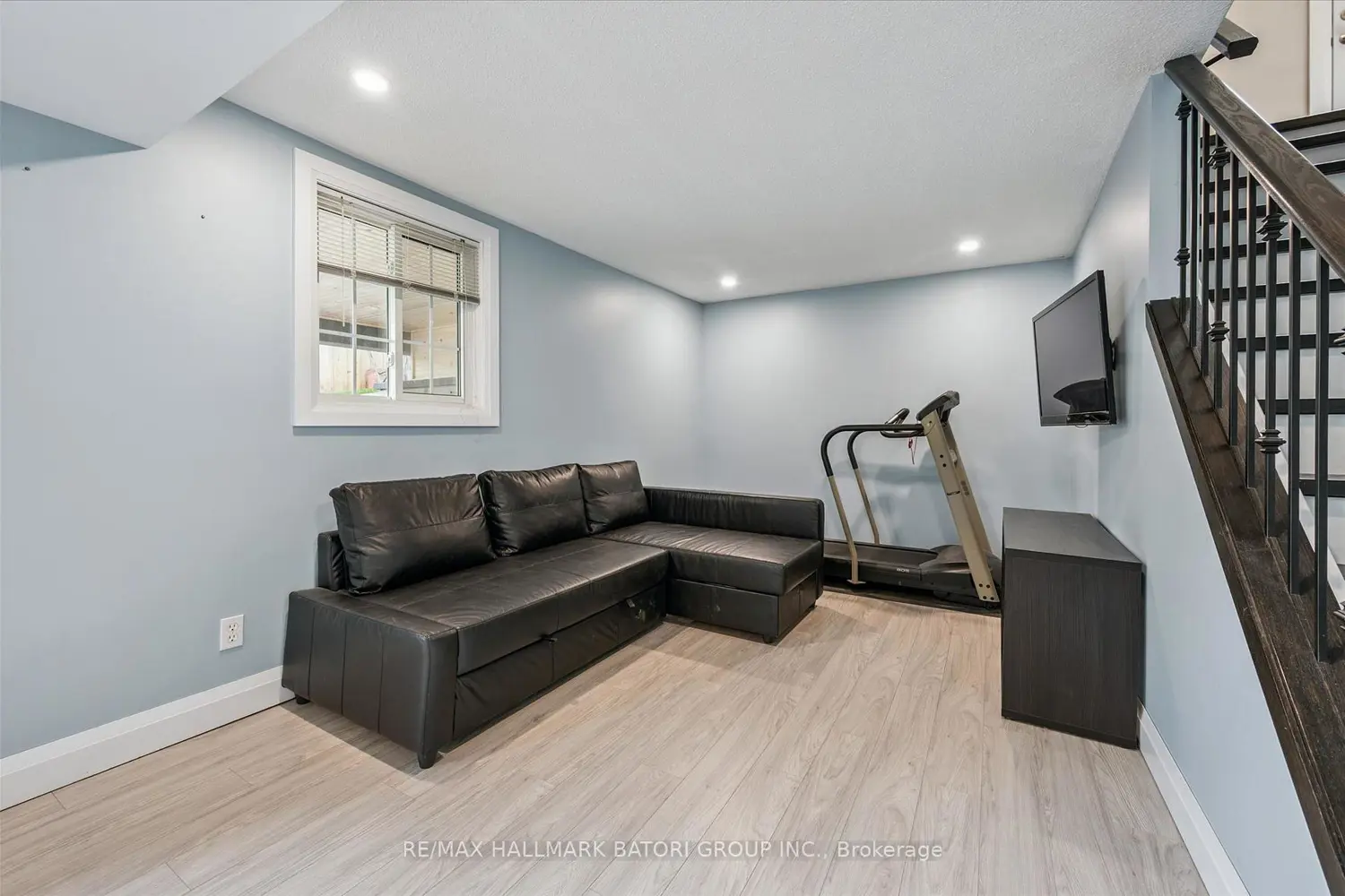 Additional image 13 of 38 Deerwood Crescent