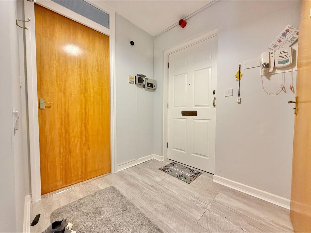 Additional image 9 of 1 bed flat for saleVictoria Street, Weymouth DT4