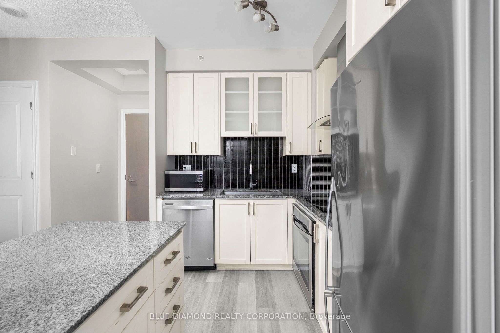 Additional image 4 of 1503-9090 Yonge Street, Richmond Hill, ON, L4C 6Z9